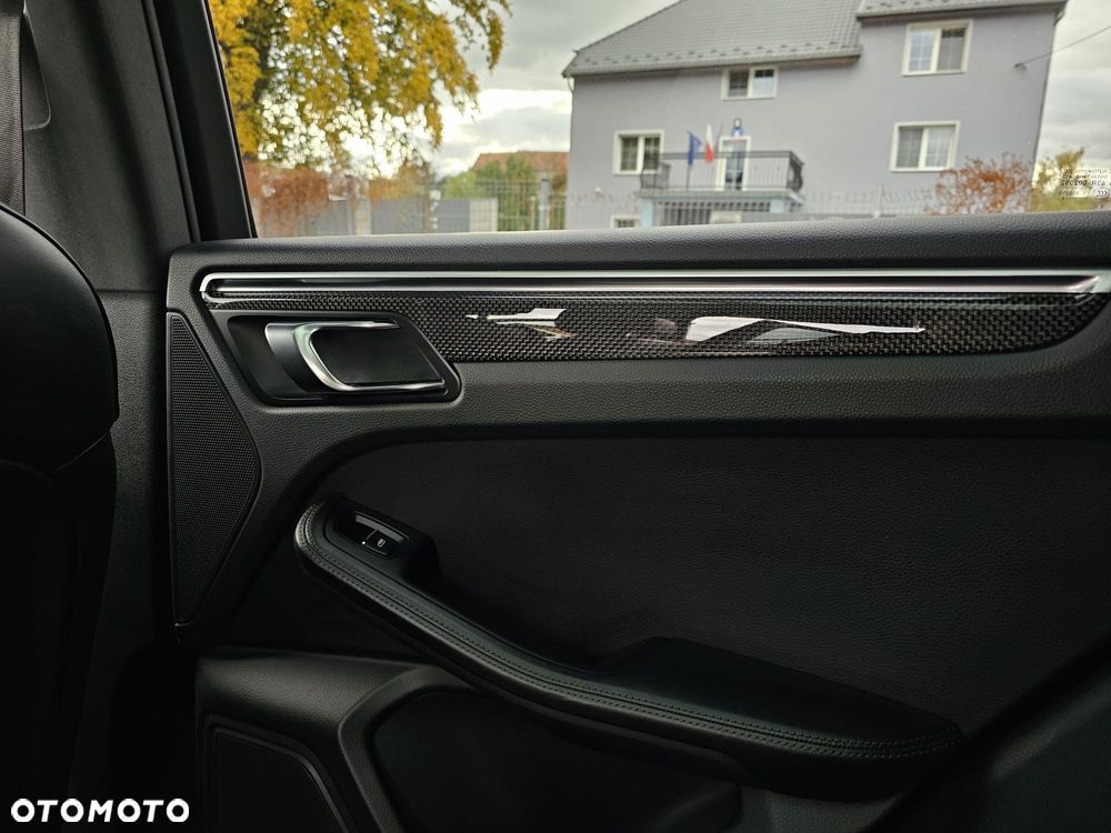 Porsche Macan S - 34