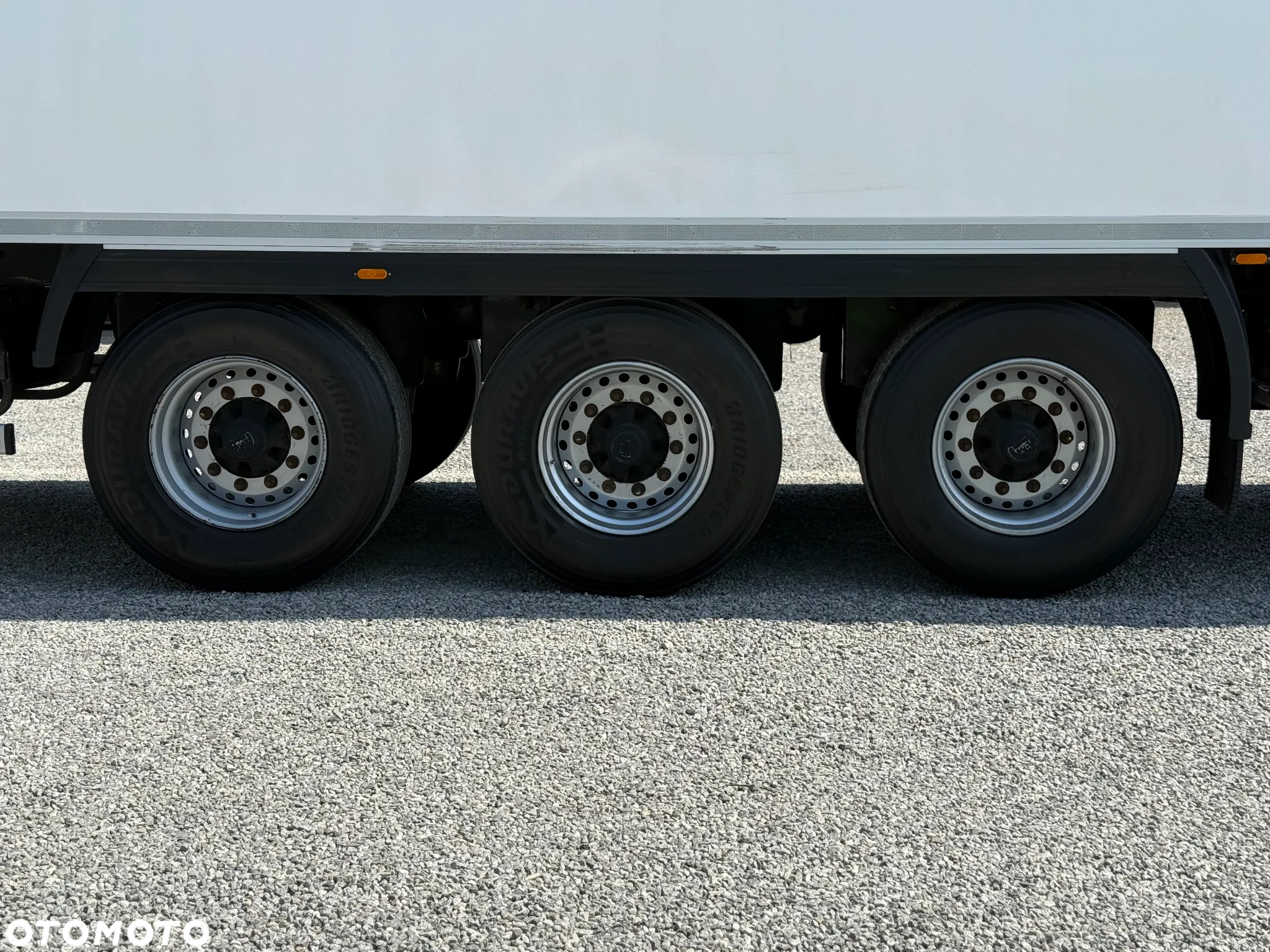 Lamberet THERMO KING SLXe SPECTRUM PODNOSZONA OŚ - 12