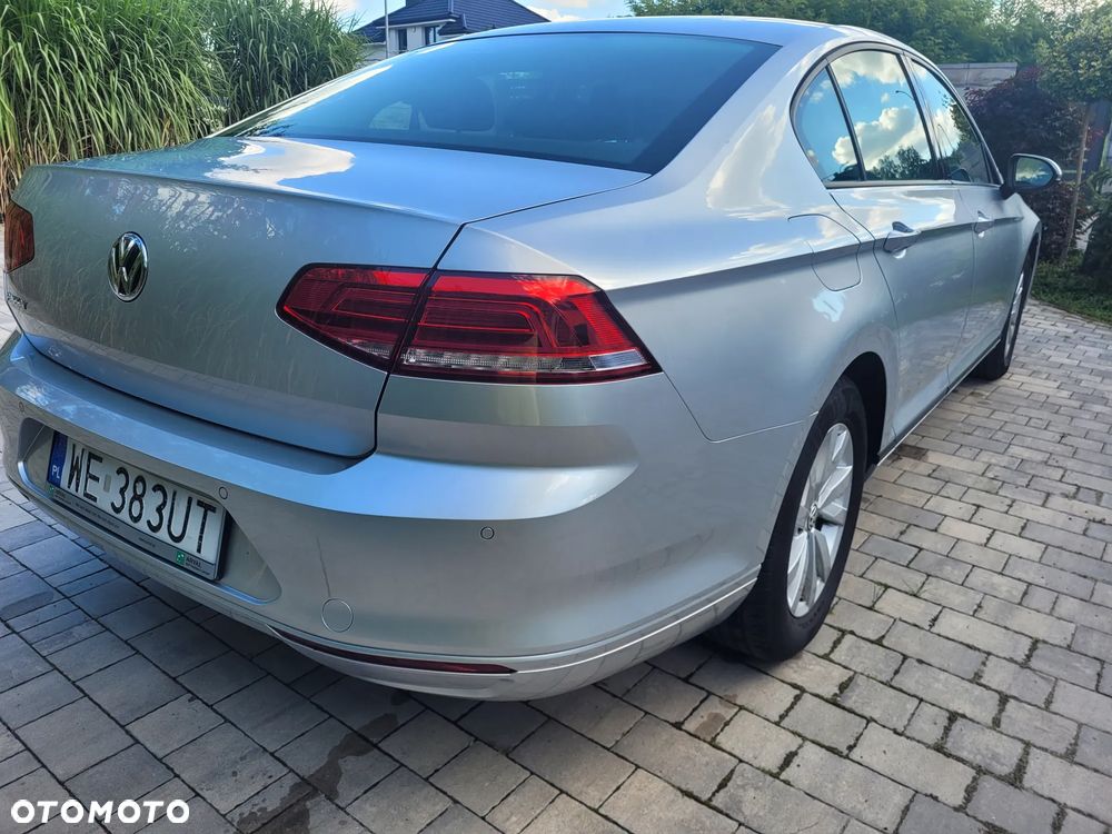 Volkswagen Passat 1.4 TSI BMT Comfortline - 31
