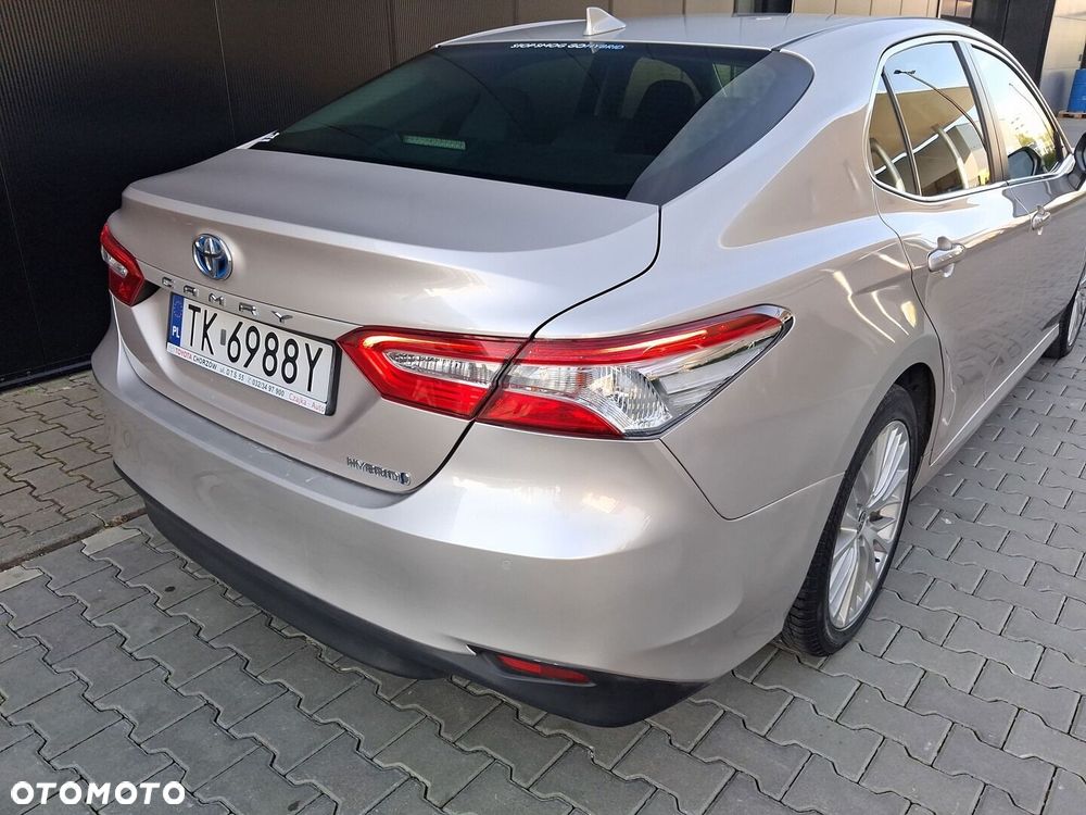 Toyota Camry 2.5 Hybrid Prestige CVT - 25