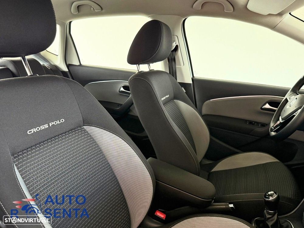 VW CrossPolo - 17