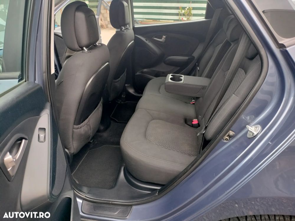 Hyundai ix35 - 11