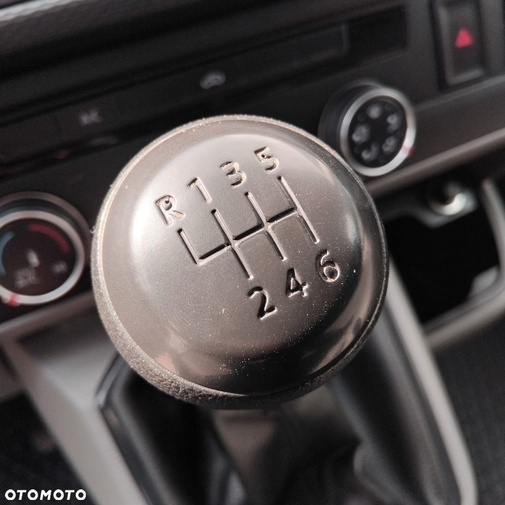 Volkswagen Transporter - 20