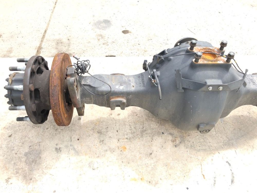 MOST DYFER TYŁ  VOLVO FH II 2012 - 2022 460 338 kW [460 KM] 6x4 2012 MS13 17X HE - 6