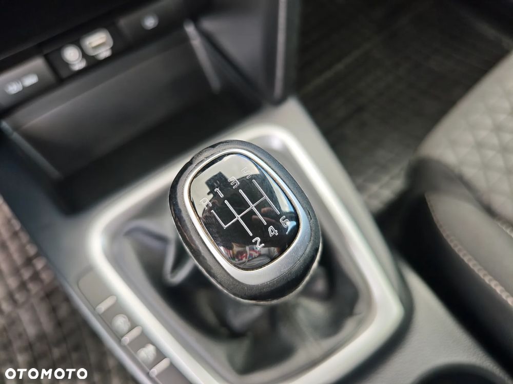 Kia Ceed 1.4 T-GDI M Max - 33