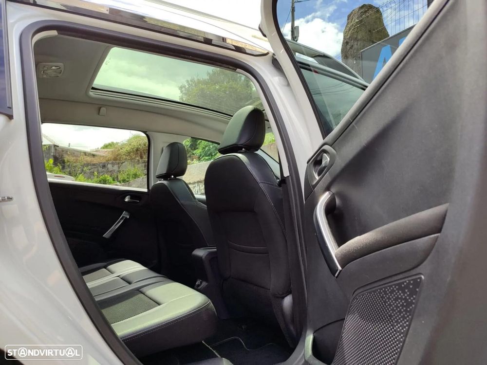 Peugeot 2008 - 18