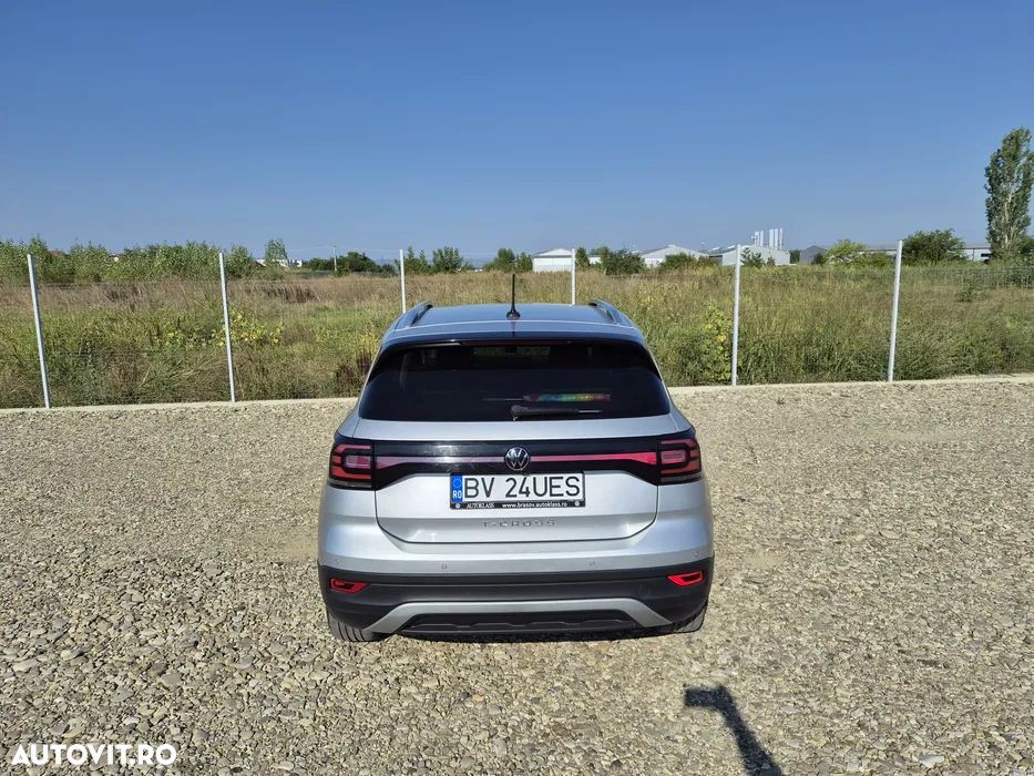 Volkswagen T-Cross - 3