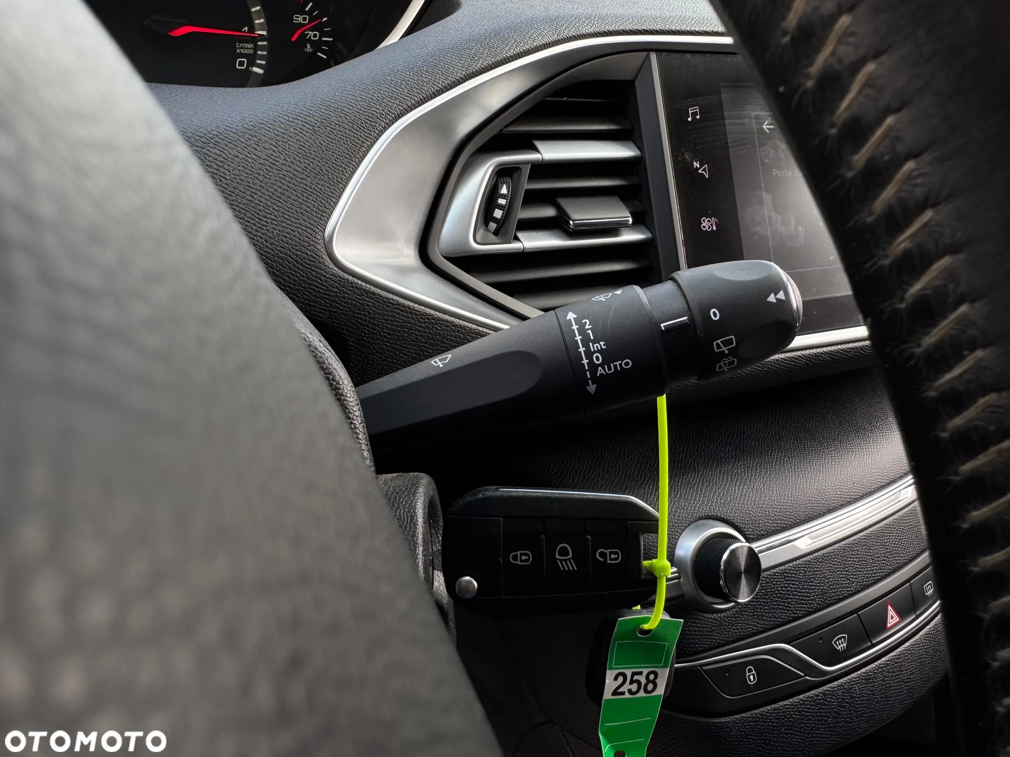 Peugeot 308 PureTech 110 Stop & Start Style - 17