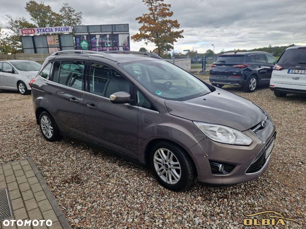 Ford Grand C-MAX - 12