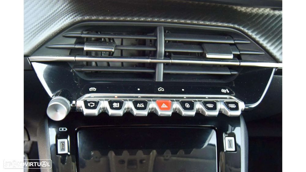 Peugeot 208 1.2 Hybrid Allure e-DCS6 - 17