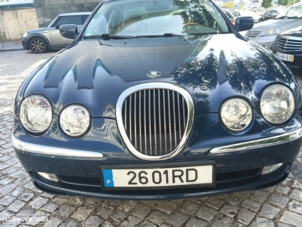 Jaguar S-Type 3.0 V6 Executive Auto. - 43