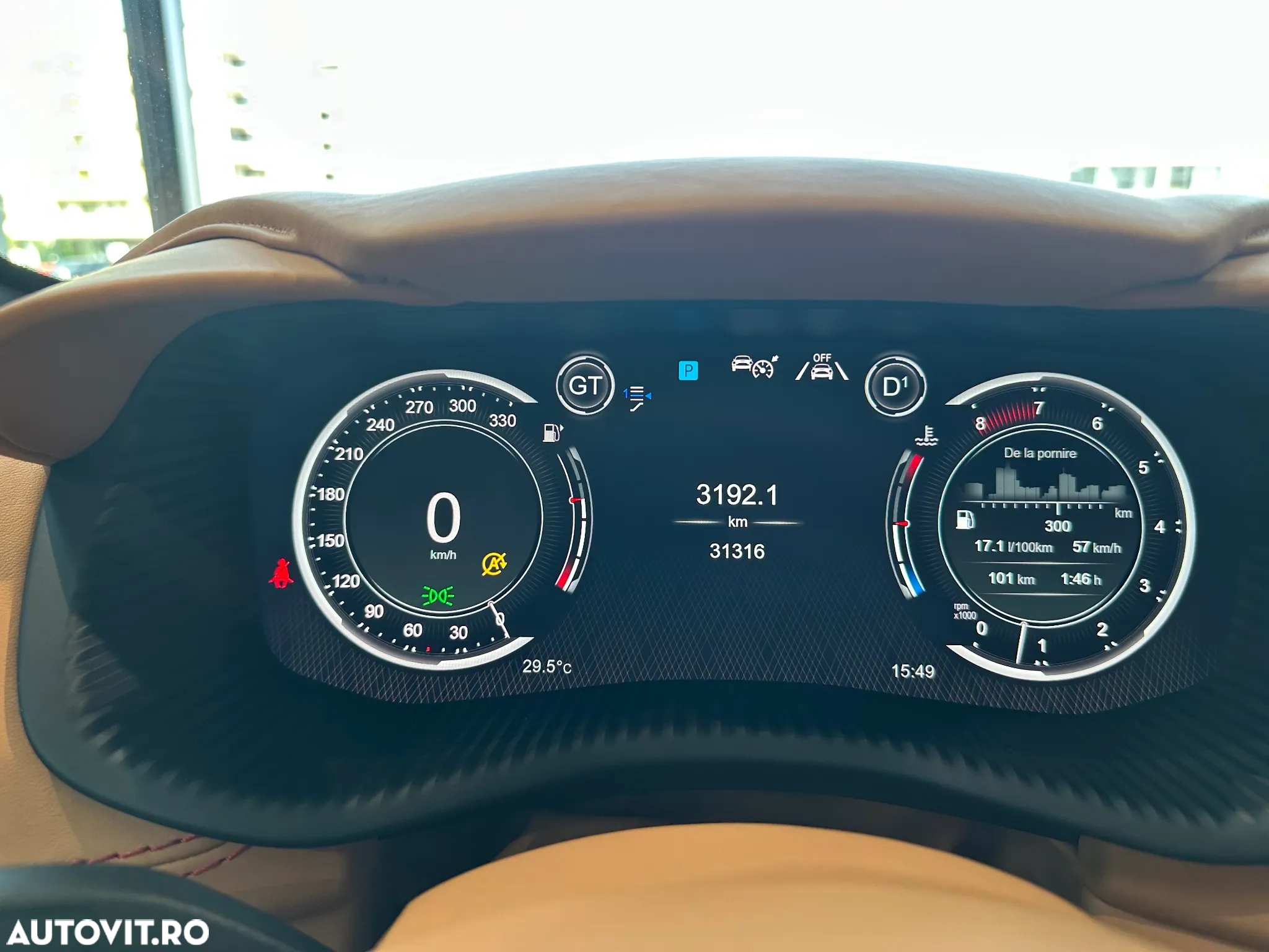 Aston Martin DBX - 22