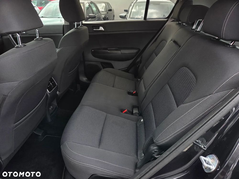 Kia Sportage 1.7 CRDI 2WD ISG Spirit - 17
