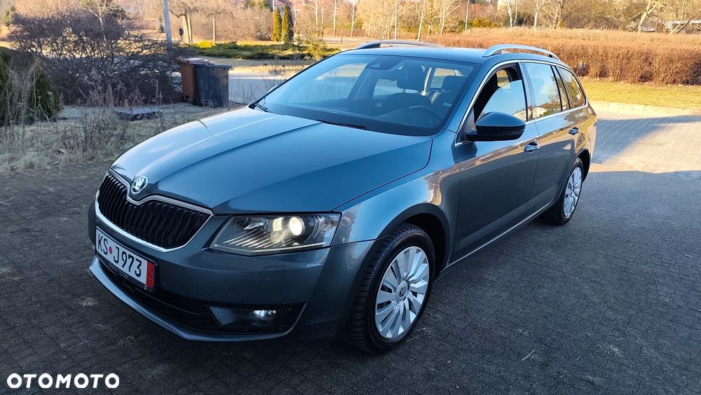 Skoda Octavia 2.0 TDI DSG Ambition - 38
