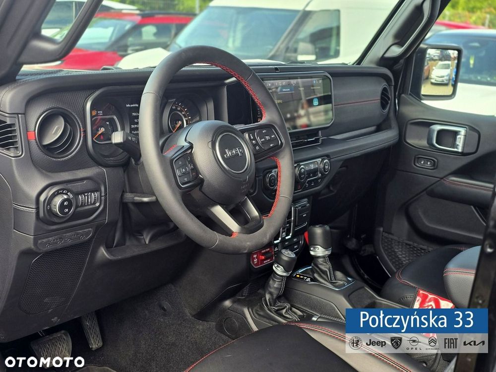 Jeep Wrangler - 12