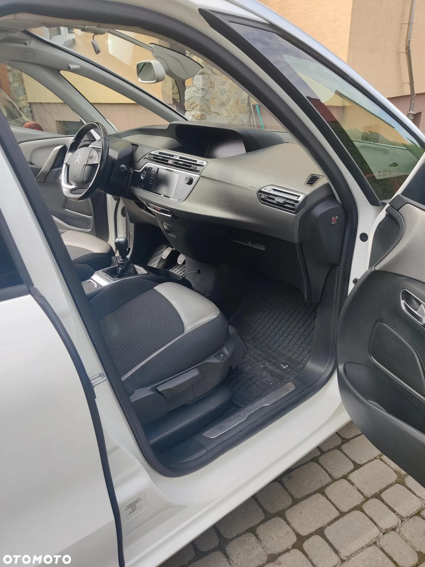 Citroën C4 Grand Picasso 1.2 PureTech Shine S&S - 24