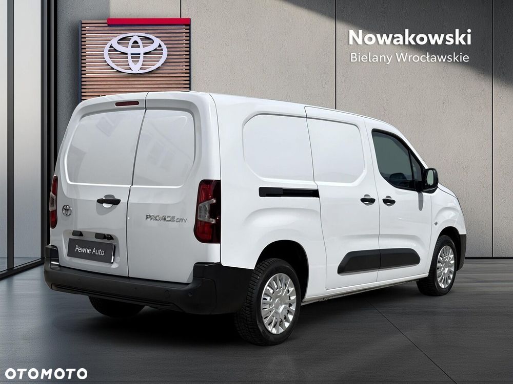 Toyota PROACE CITY - 27