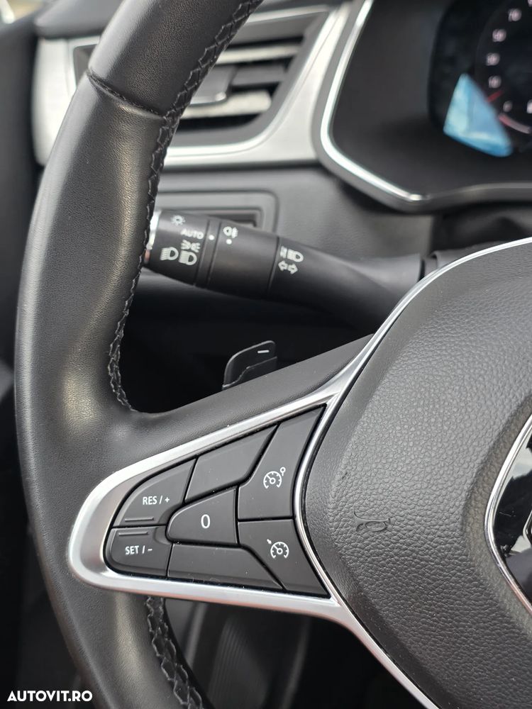 Renault Captur BLUE dCi 115 EDC INTENS - 9