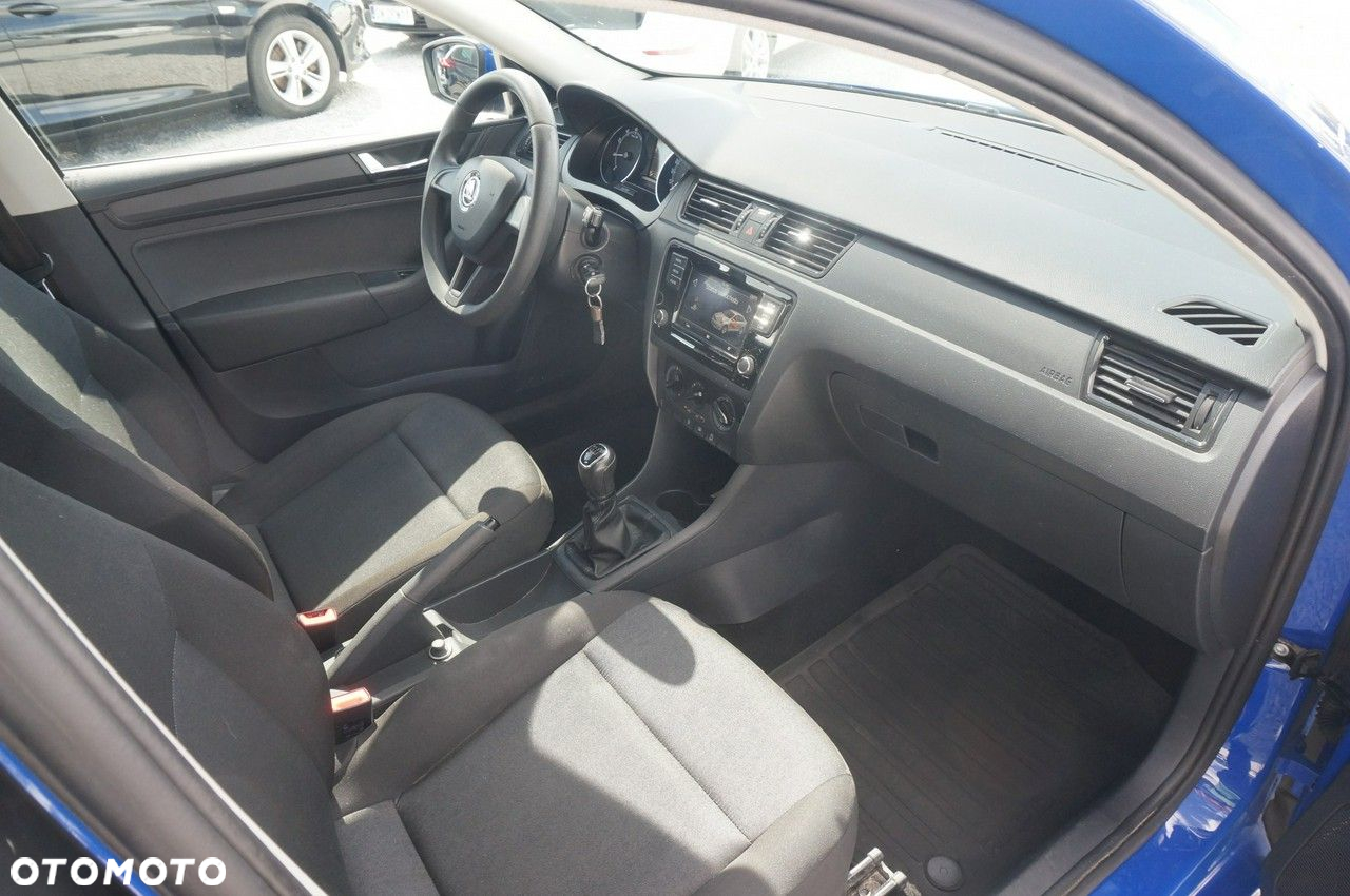 Skoda RAPID 1.0 TSI Active - 27