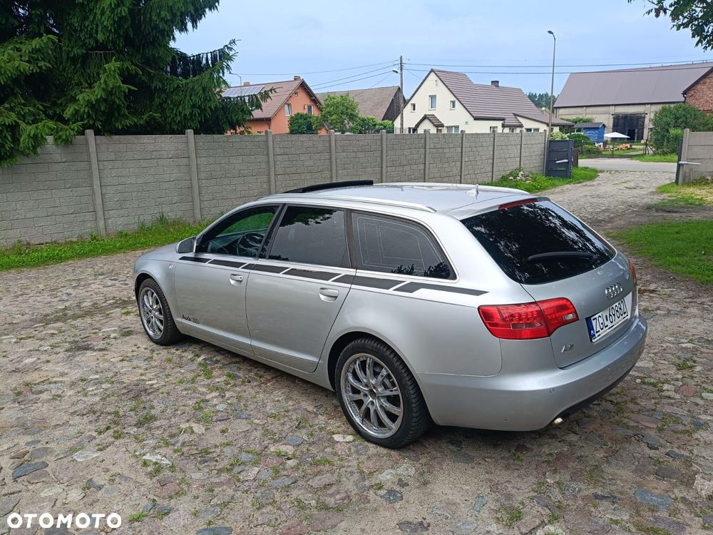 Audi A6 Avant - 1