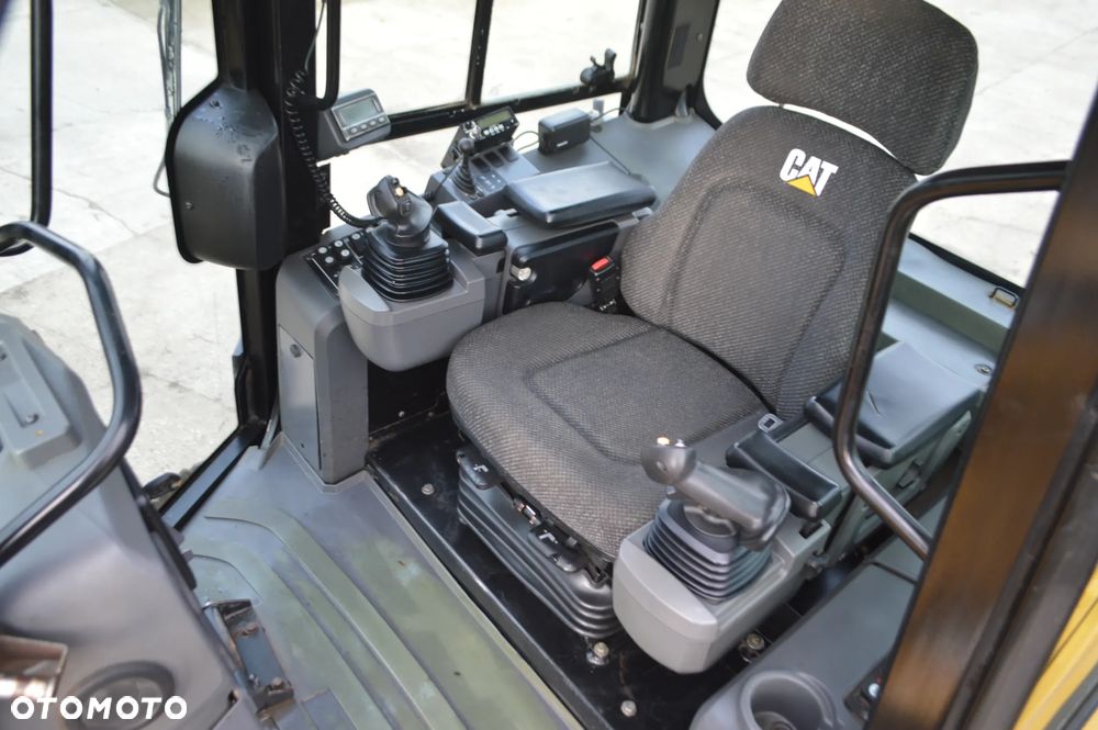 Caterpillar CAT D6K XL *2011* - 22