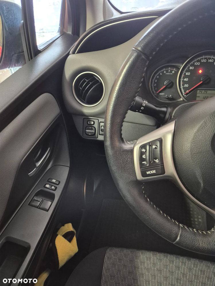 Toyota Yaris 1.33 Active - 5
