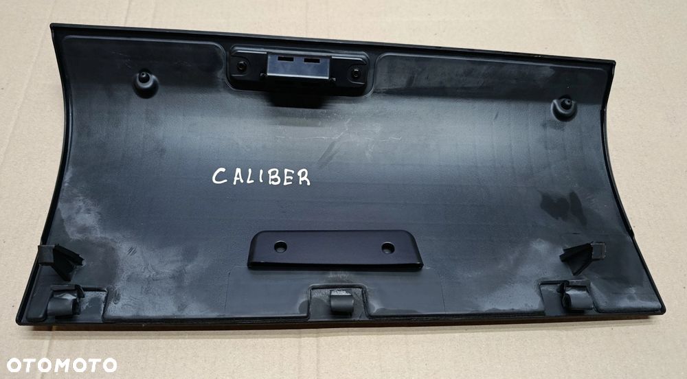 Caliber schowek górny deski EU Dodge - 2