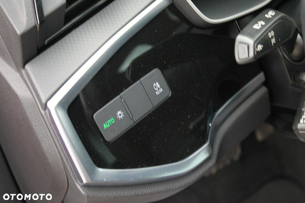 Audi Q3 - 21