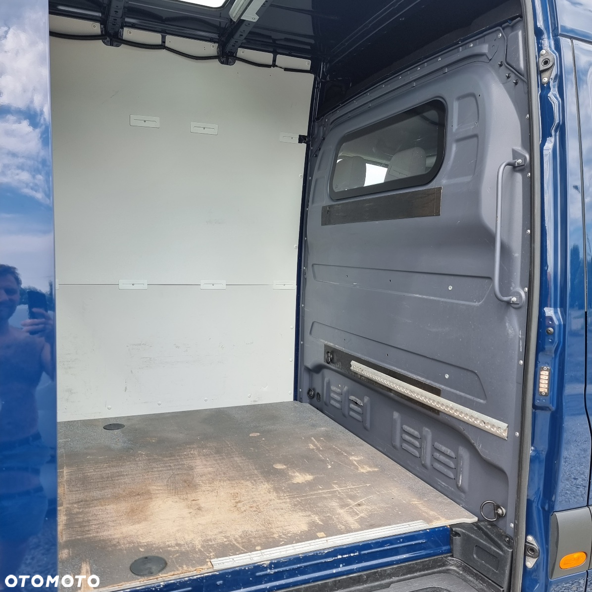 Mercedes-Benz SPRINTER 316  W907 SREDNI-KLIMA-TEMPOMAT-NAVI - 10