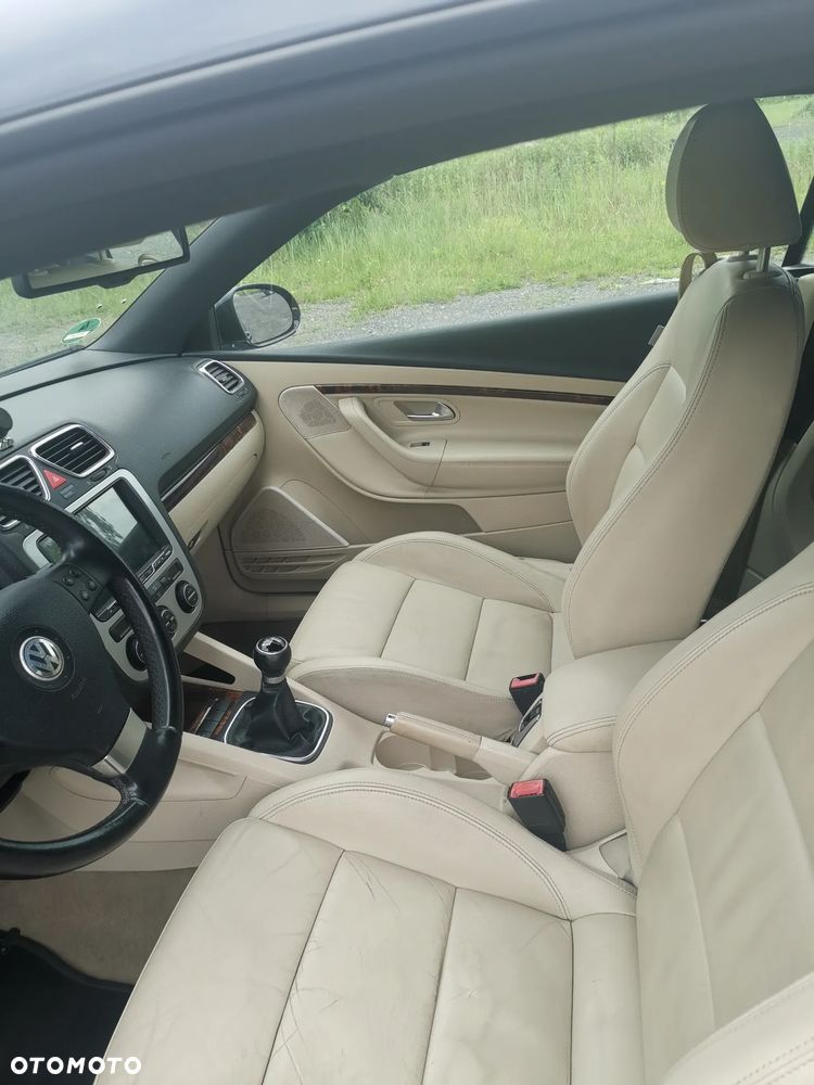 Volkswagen Eos - 8