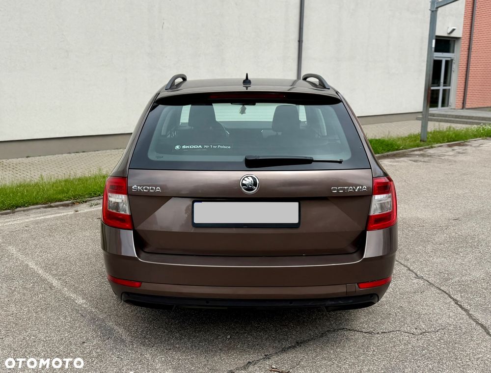 Skoda Octavia 1.6 TDI Business - 15