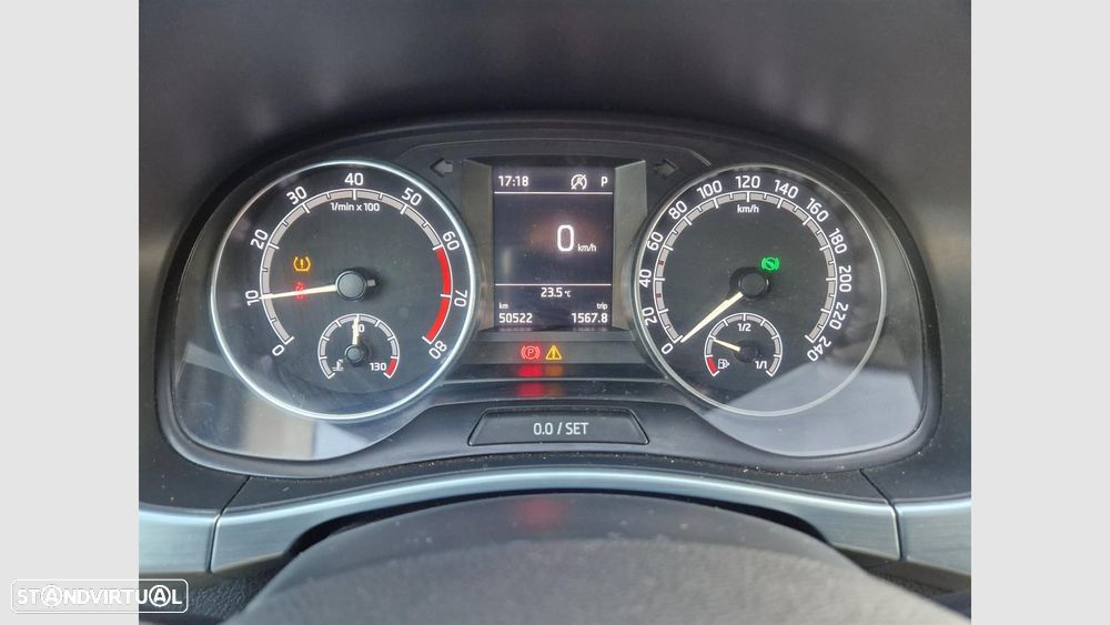 Skoda Fabia 1.0 TSI Ambition DSG - 7