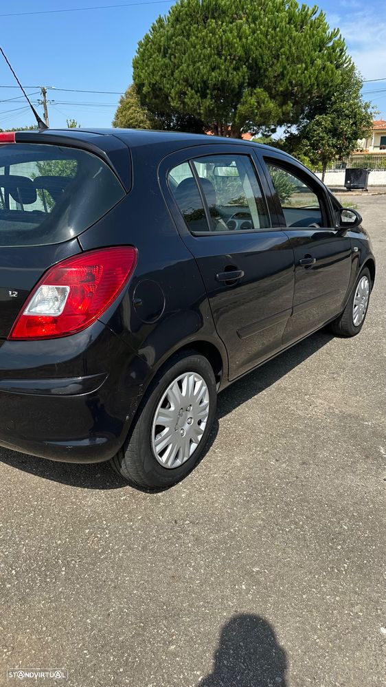 Opel Corsa 1.2 Twinport Cosmo - 2