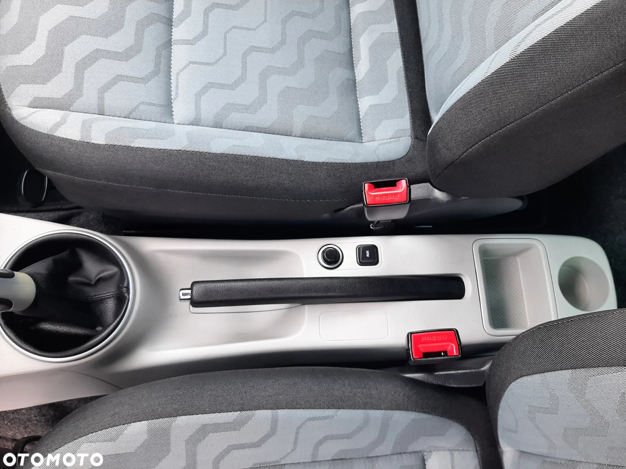 Skoda Fabia 1.4 16V Ambiente - 19