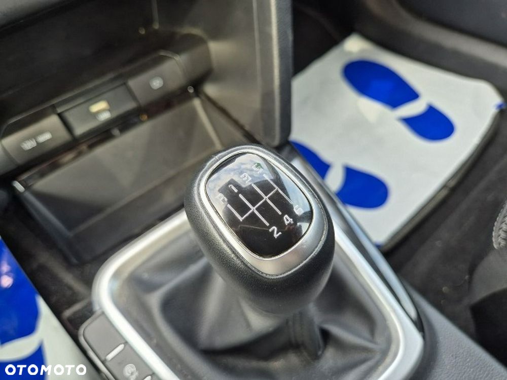 Kia Ceed - 26
