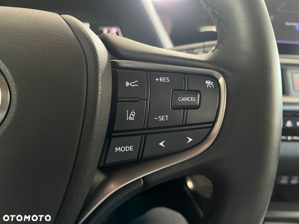 Lexus UX 200 Elegance 2WD - 17