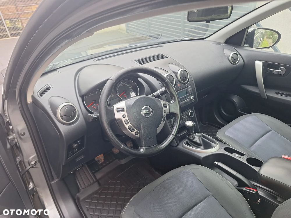 Nissan Qashqai 1.5 dCi DPF acenta - 6