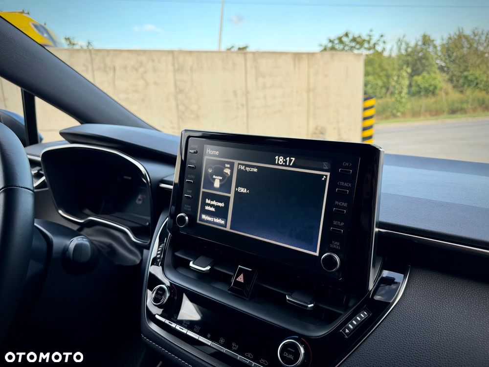 Toyota Corolla 1.8 Hybrid Comfort - 10