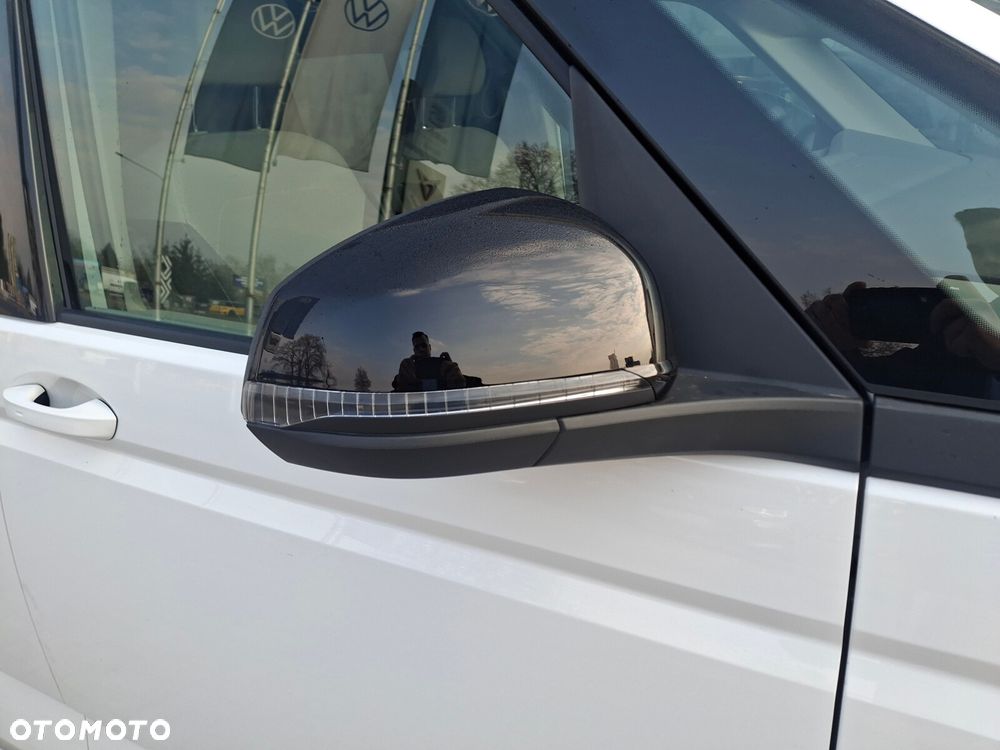 Volkswagen California - 11