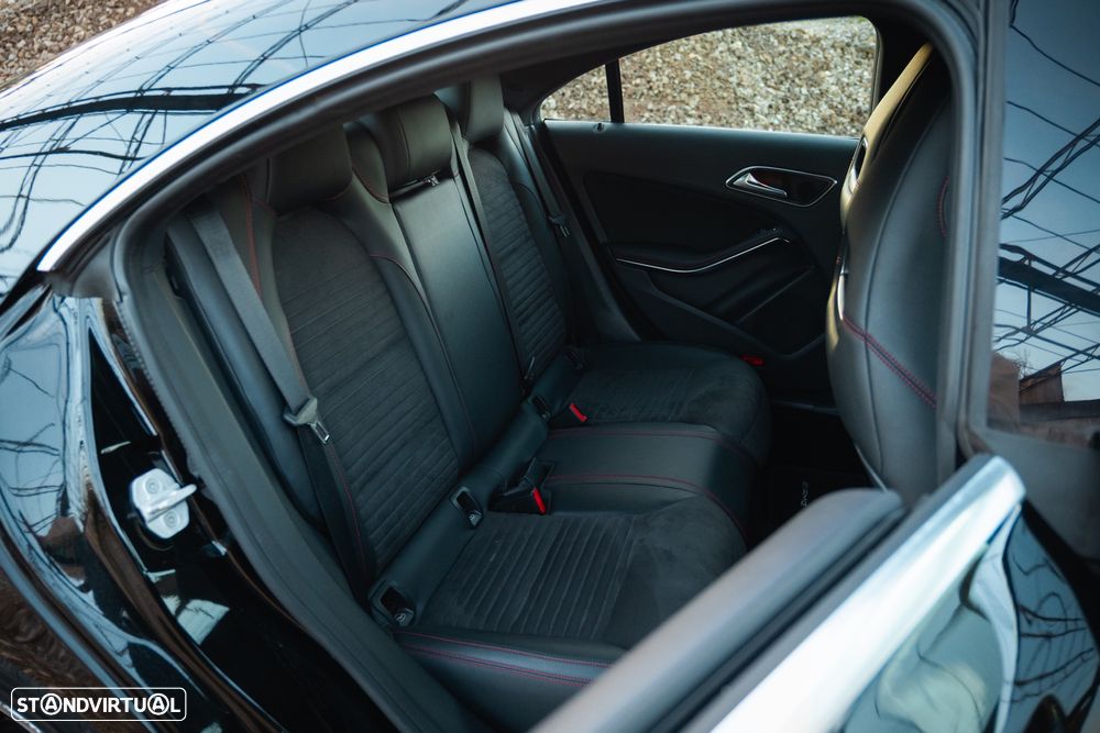 Mercedes-Benz CLA 180 d AMG Line Aut. - 23