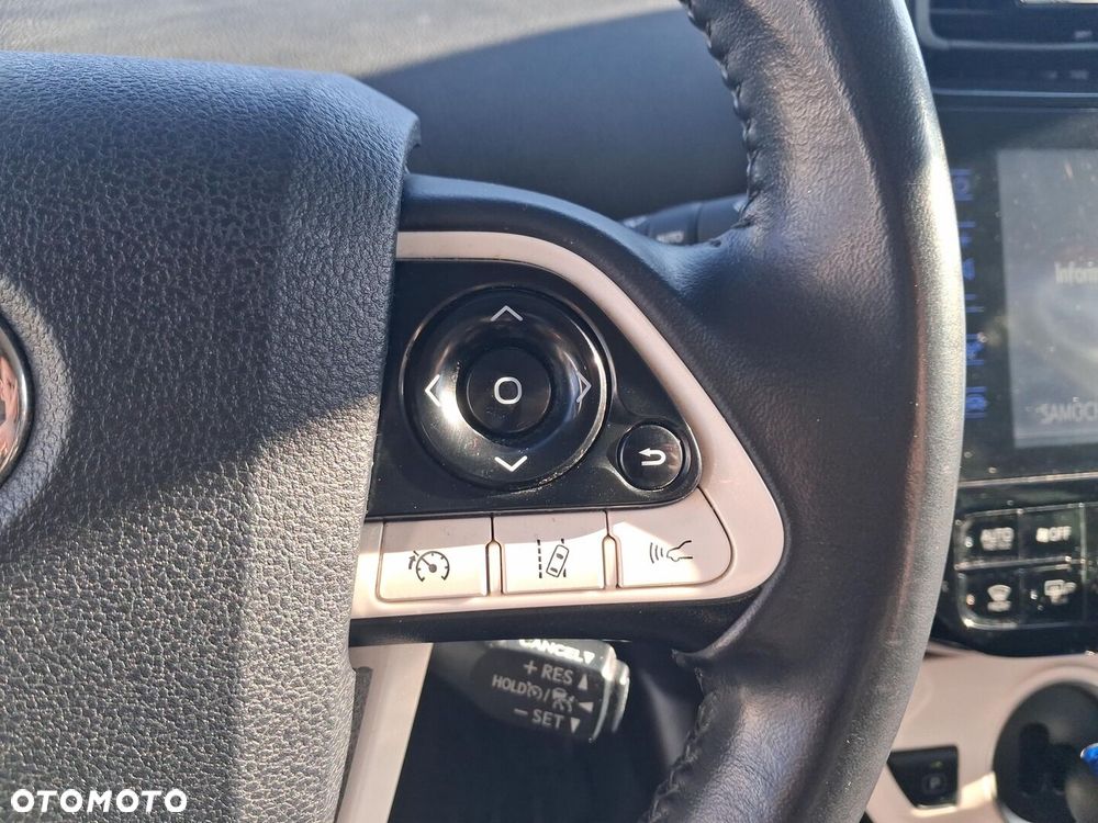 Toyota Prius Hybrid Comfort - 24
