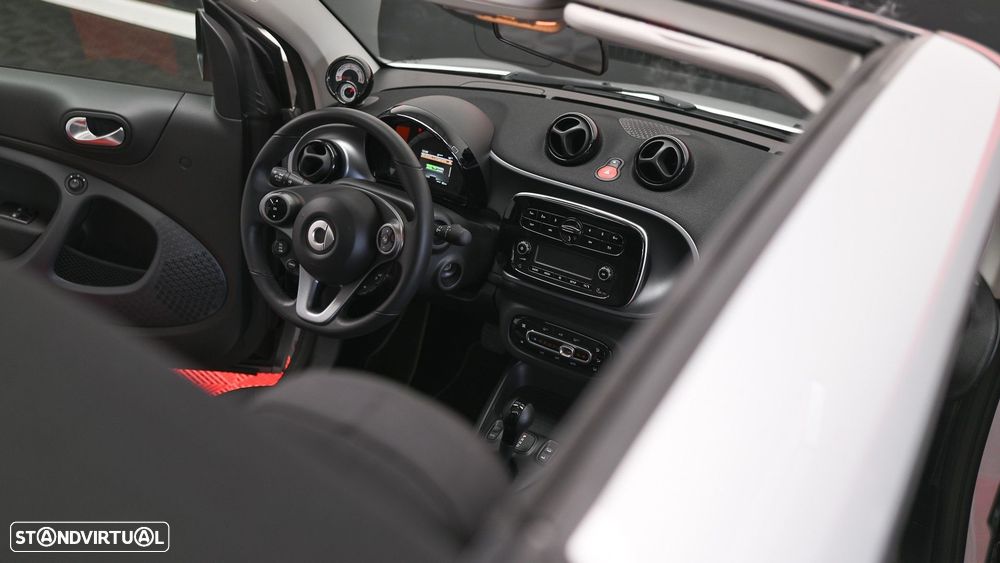 Smart Fortwo Cabrio EQ passion - 34