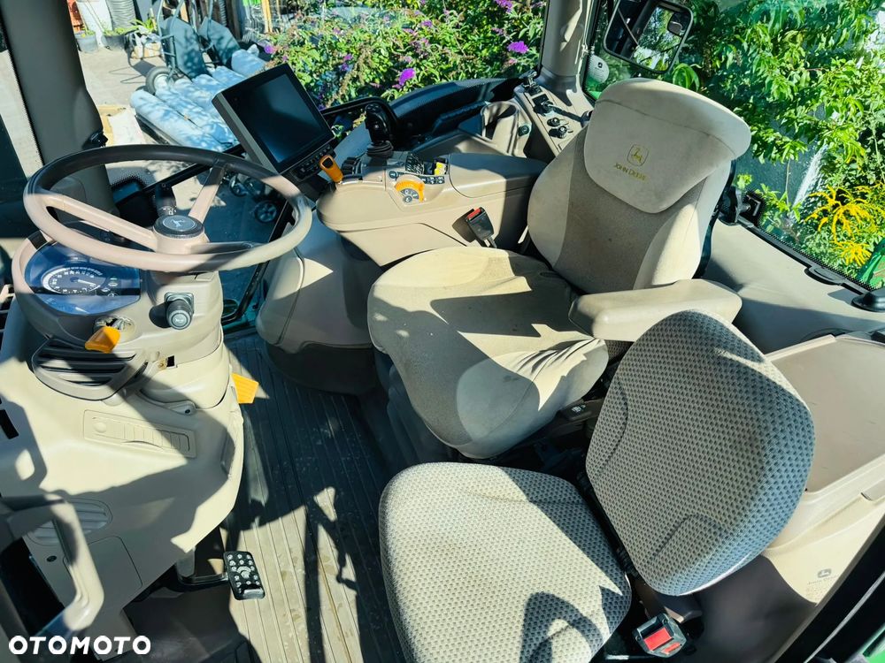 John Deere 6175R - 13