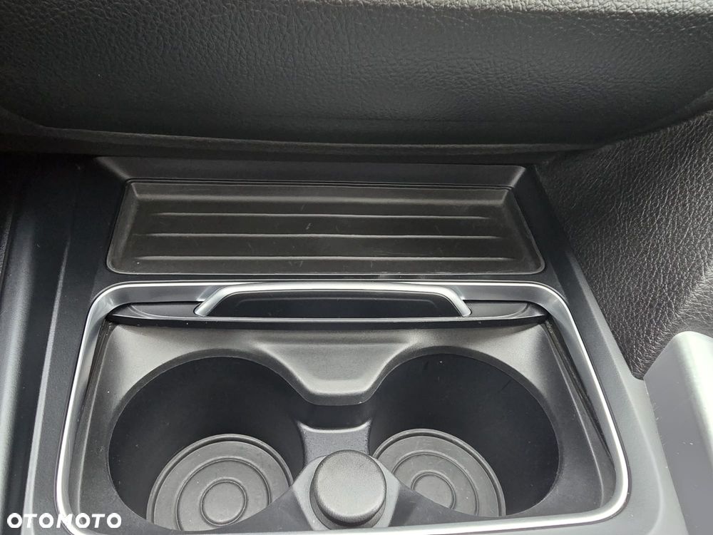 BMW Seria 3 320d xDrive Sport Line Shadow - 24