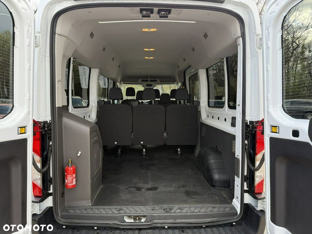 Ford Transit - 17