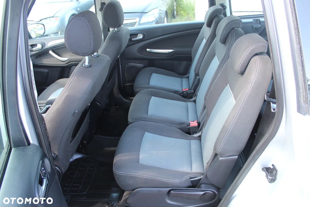 Ford Galaxy 2.0 FF Trend - 25