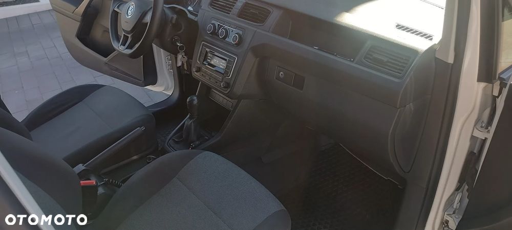 Volkswagen CADDY MAXI - 8