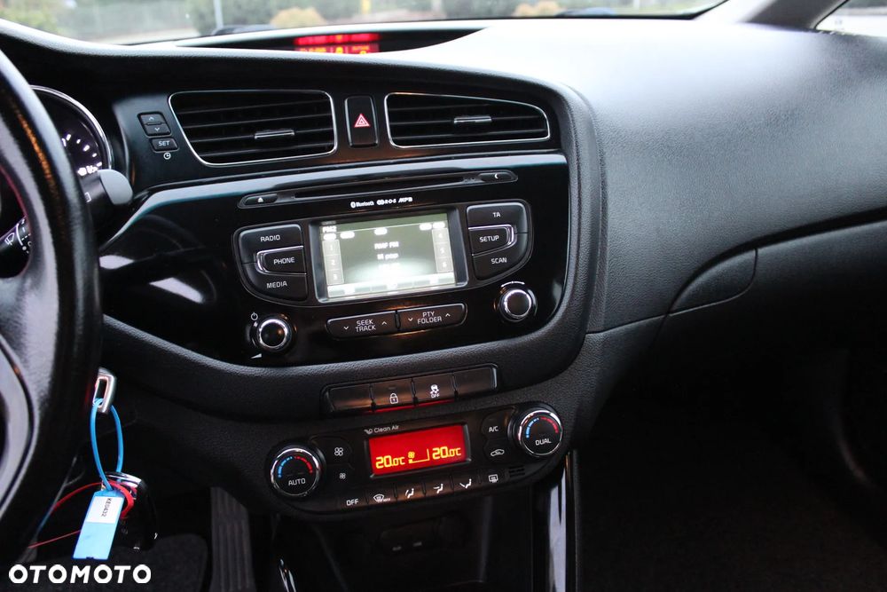 Kia Ceed 1.6 CRDi XL - 21