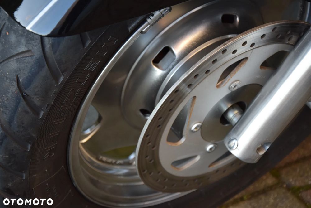 Suzuki VL 1500 Intruder LC - Boulevard C90 - 15