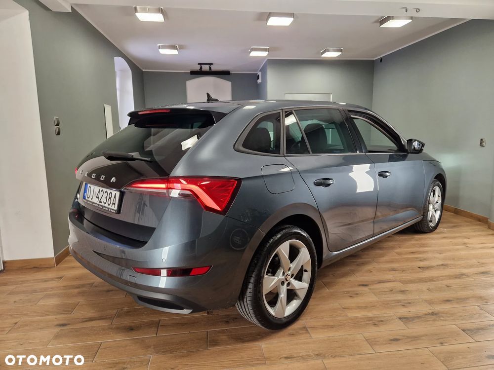 Skoda Scala 1.5 TSI DSG Clever - 4
